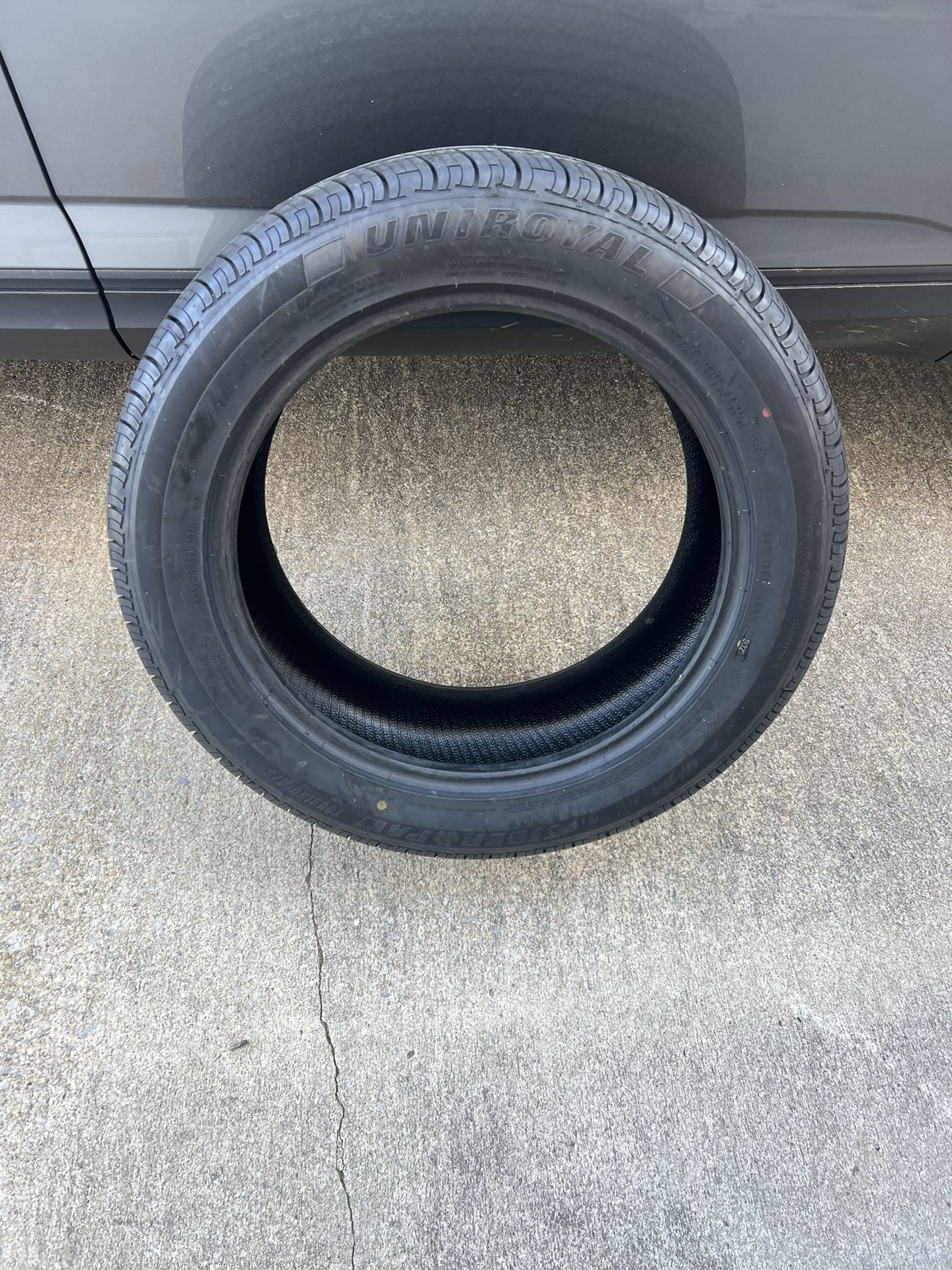Brand New Uniroyal  Tiger Paw Tire 235/55/R19