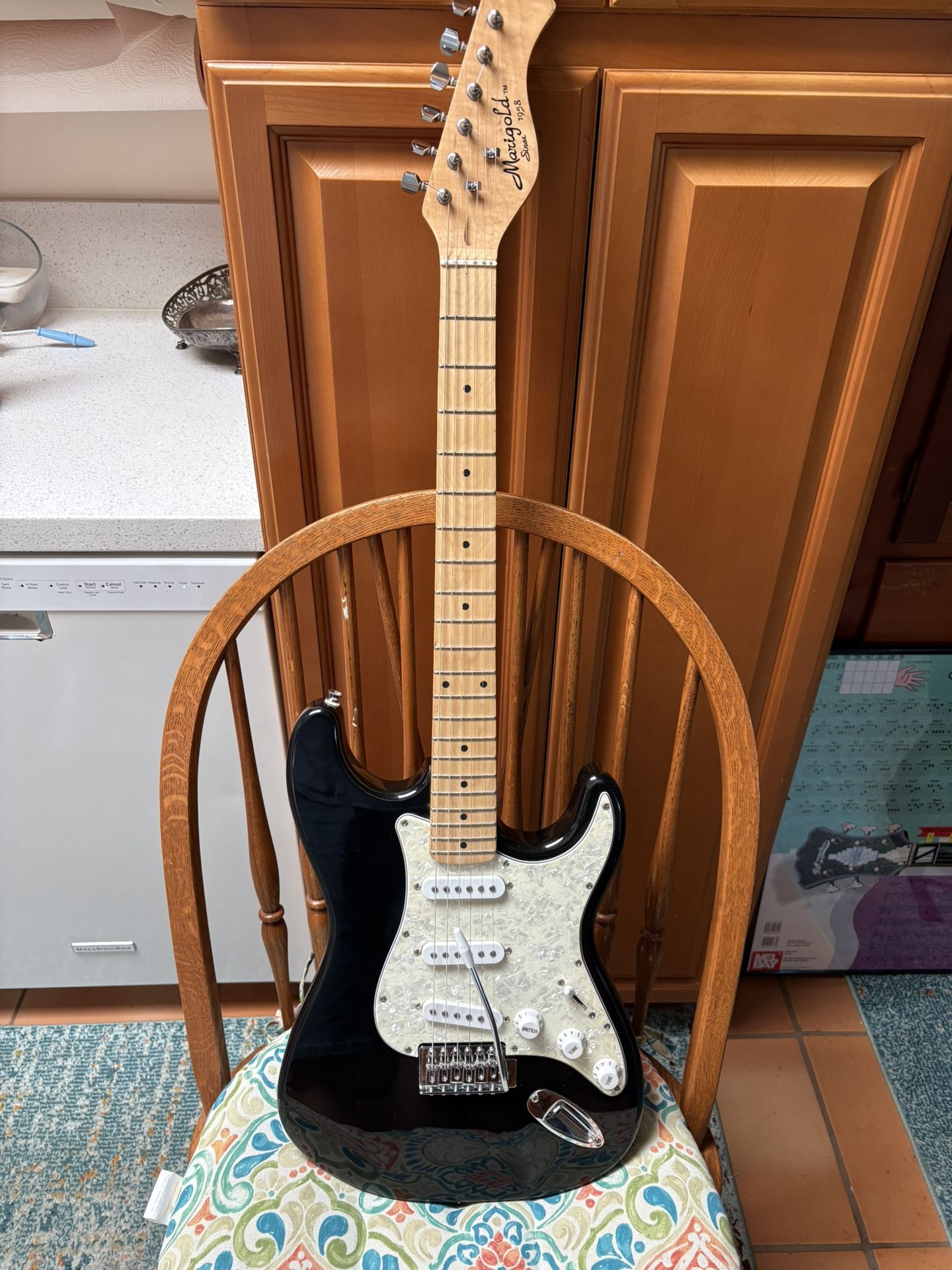 Marigold Stratocaster Style Guitar