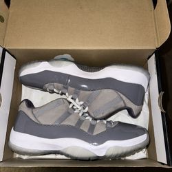 Jordan 11 Retro Low Cool Grey 2018 (Icy) - Size 11