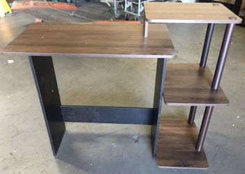 Compact desk table for computer