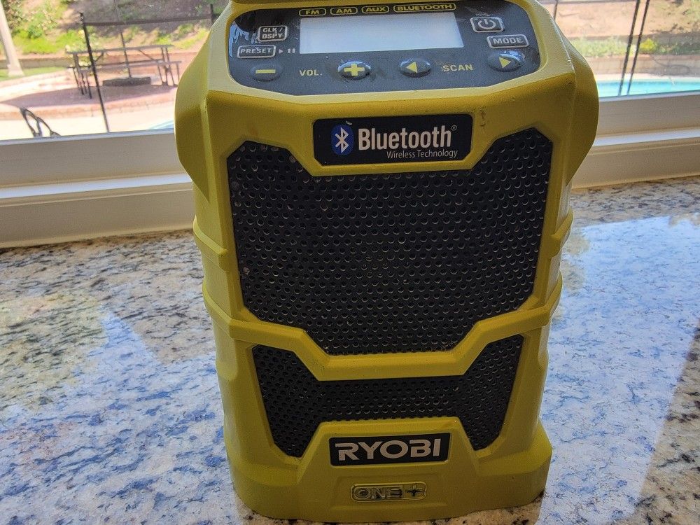 USED RYOBI P742 18V ONE+ CORDLESS WIRELESS BLUETOOTH PORTABLE RADIO NO CHARGER NO BATTERY