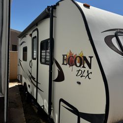 2015 Pacific Coachworks Econ 16rb