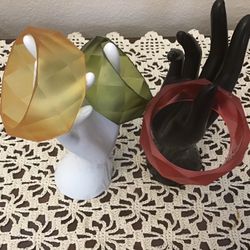 Vintage Chunky Diamond  Faceted Pattern Plastic Bangle Bracelet Fun Fashion Accesory, Translucent Bangles Lot (3) EUC Size: 8