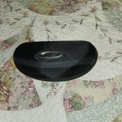 Oakleys Sunglass Hard Case $25