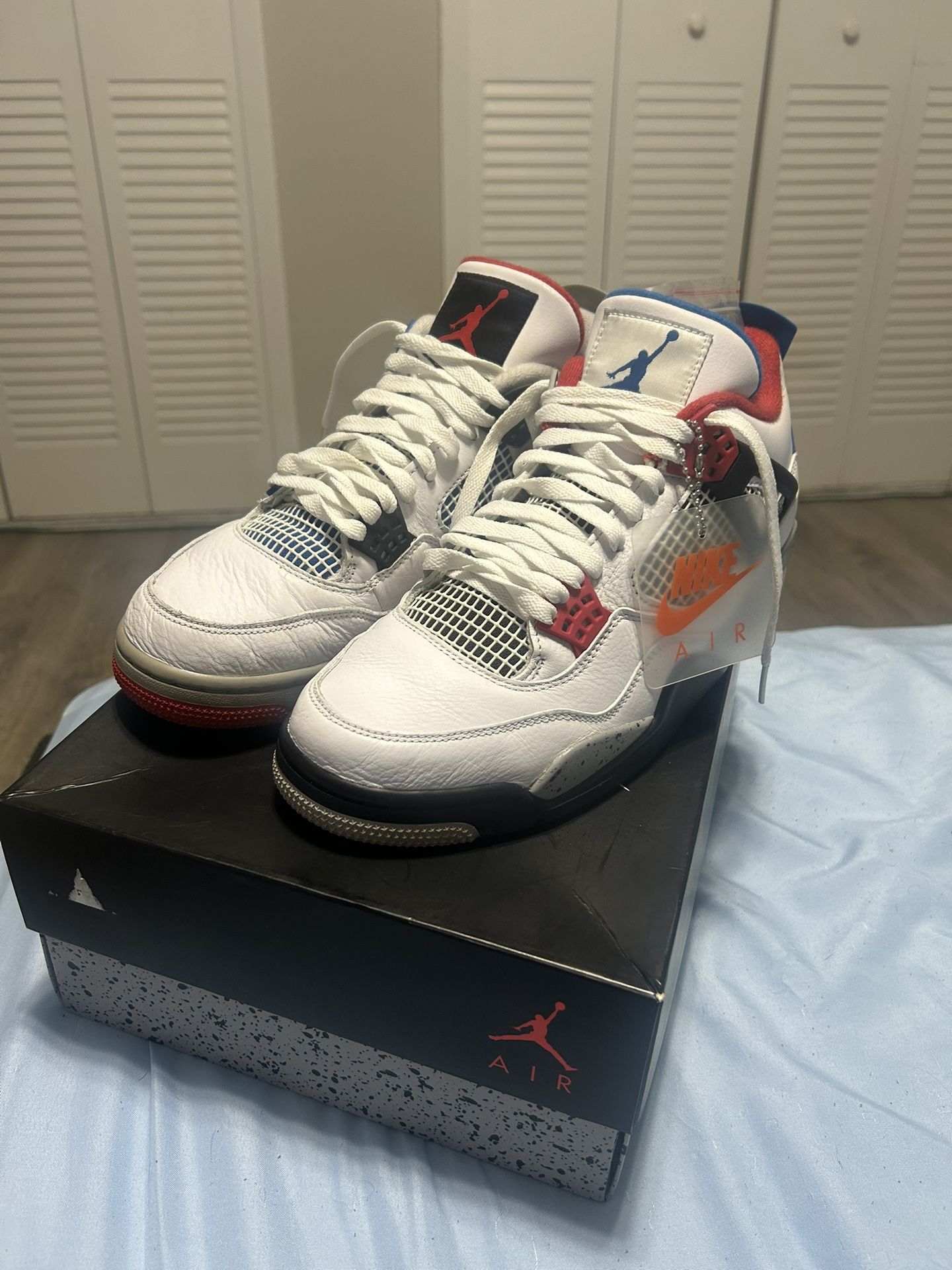 Air Jordan 4 Retro