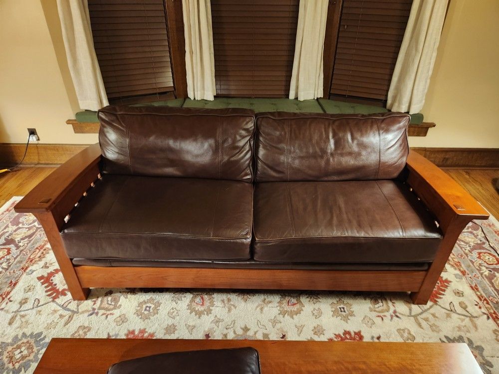 Stickley Orchard Street Sofa in Cherry