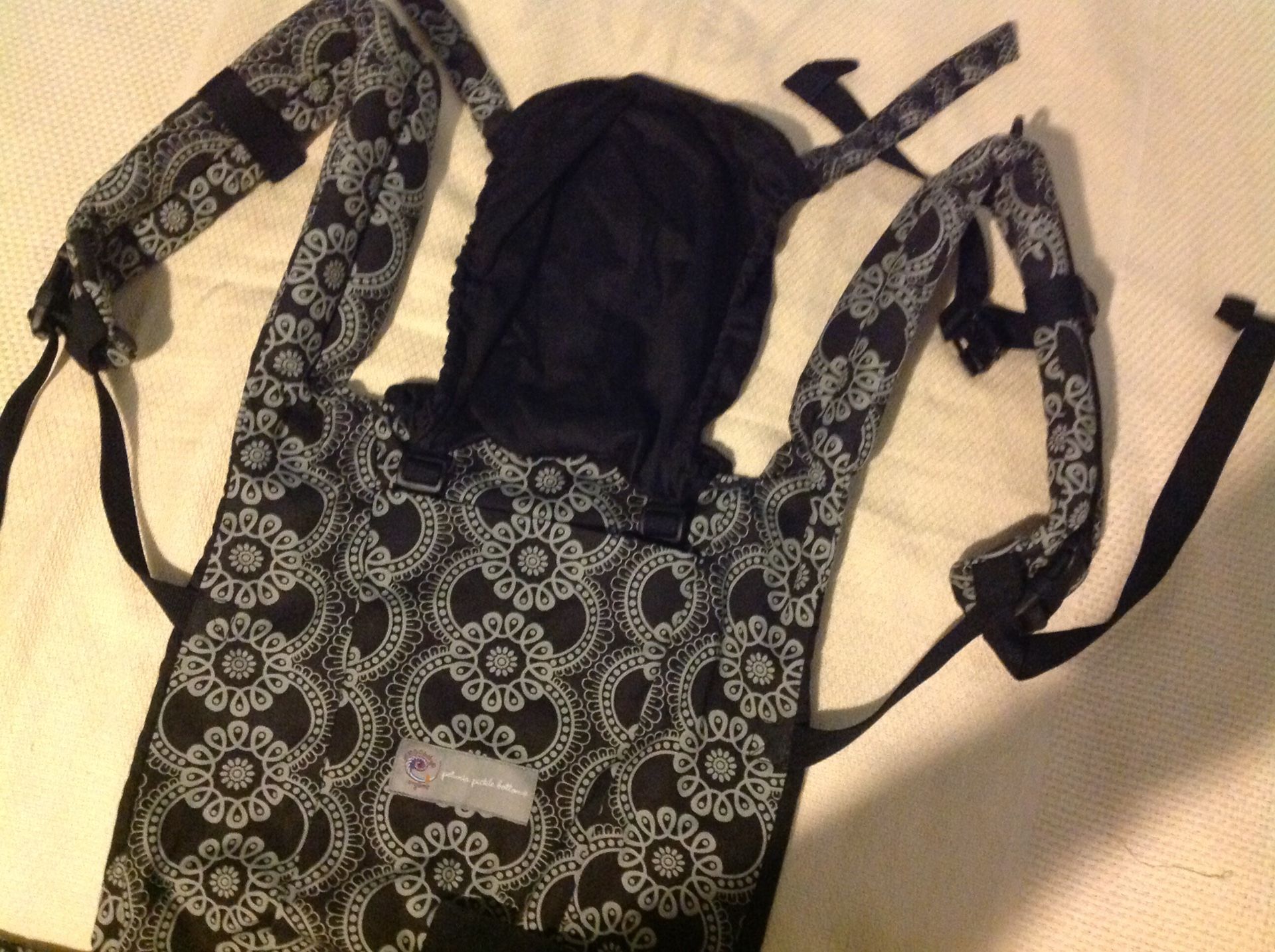 Petunia Pickle Bottom carrier, no insert