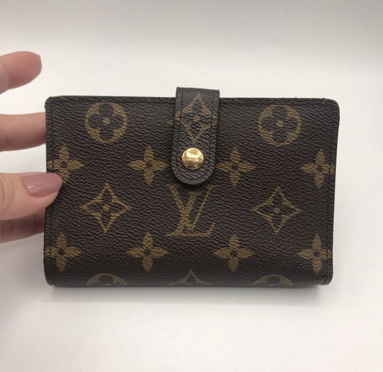 Louis Vuitton, Bags, Clearance Saleauthentic Louis Vuitton Kisslock Wallet