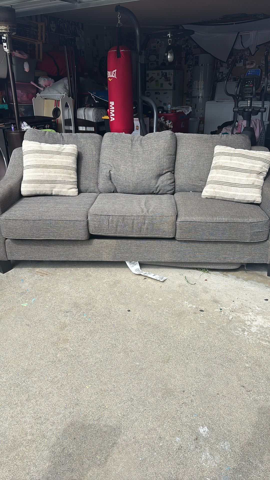 Couch With Pull Out Bed