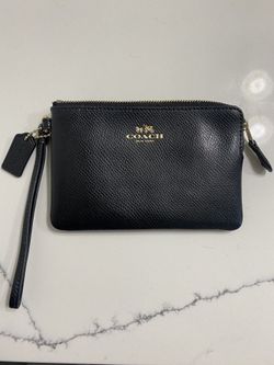 Coach Black Wristlet Like New, Leather.