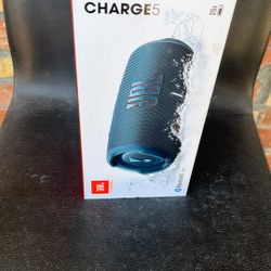 JBL Charge 5 Portable Bluetooth Speaker 