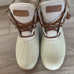 Sperry Boots 