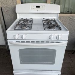 Gas stove