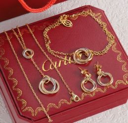 New set 18 k stainless steel gold