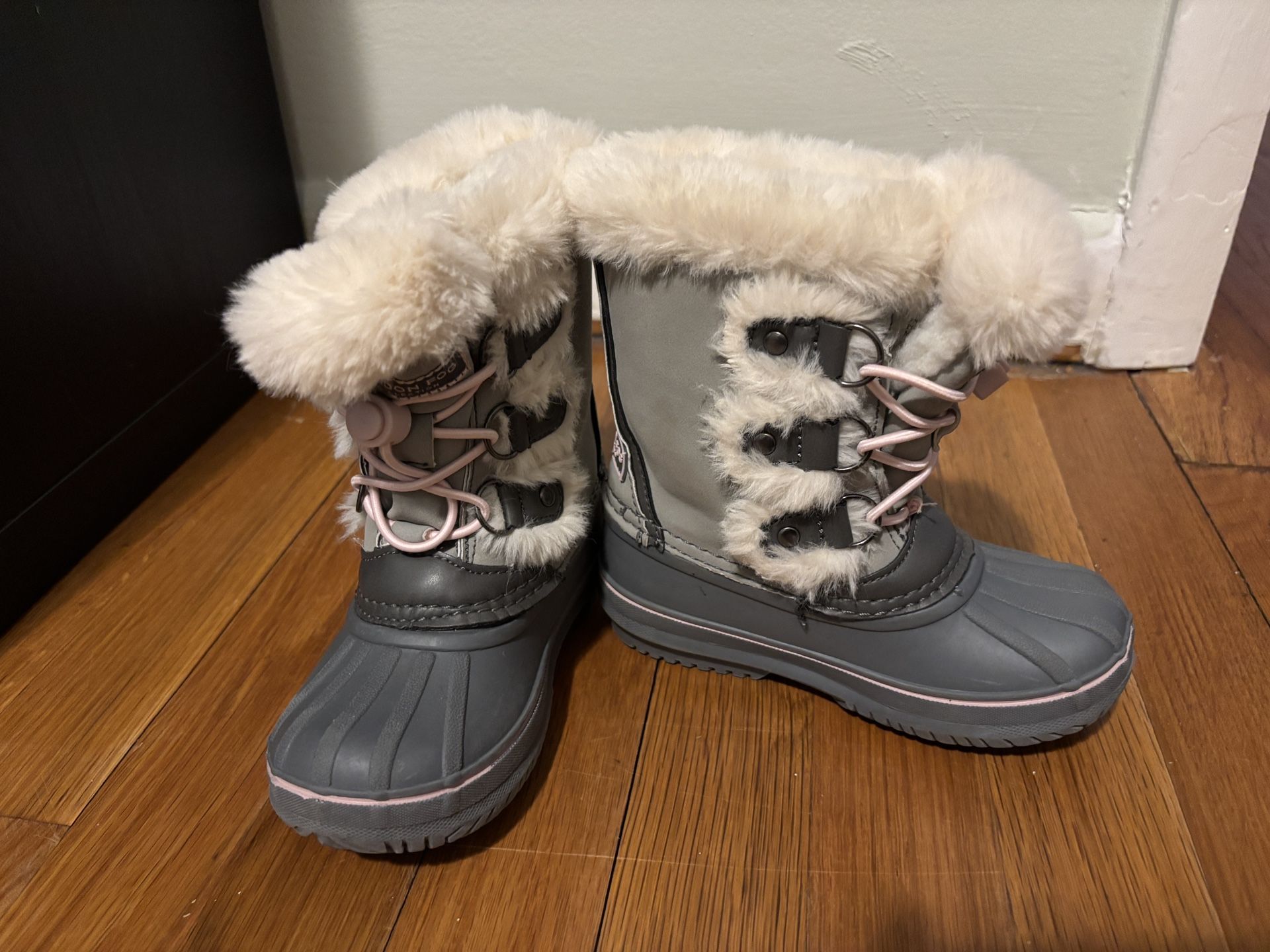 Like New London Fog Boots