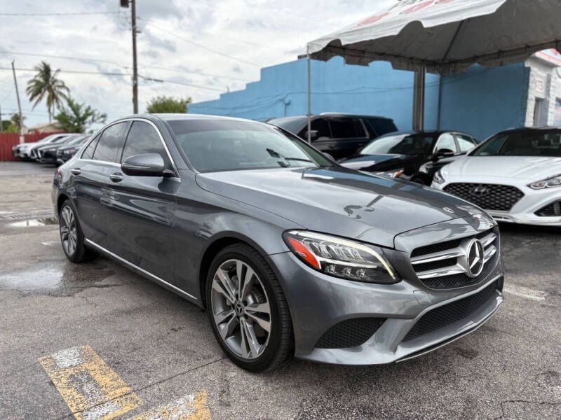 2019 Mercedes-Benz C 300