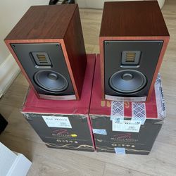 MartinLogan Motion 15i (Pair)