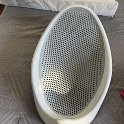 Baby Bathtub Support