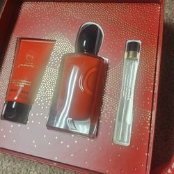 Lovely Kit  By Gorgia Armani For Woman 