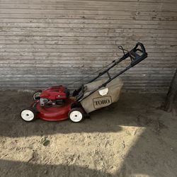 Toro pull starter 22” gas self propelled lawn mower