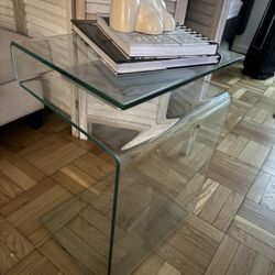 Beautiful Table On Sale 