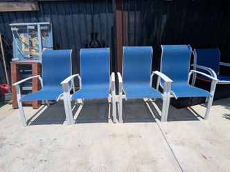 4 Light blue and white beach/pool/patio chairs