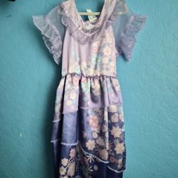 Isabella Costume