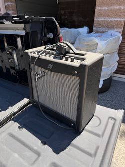 Fender Guitar Amplifier