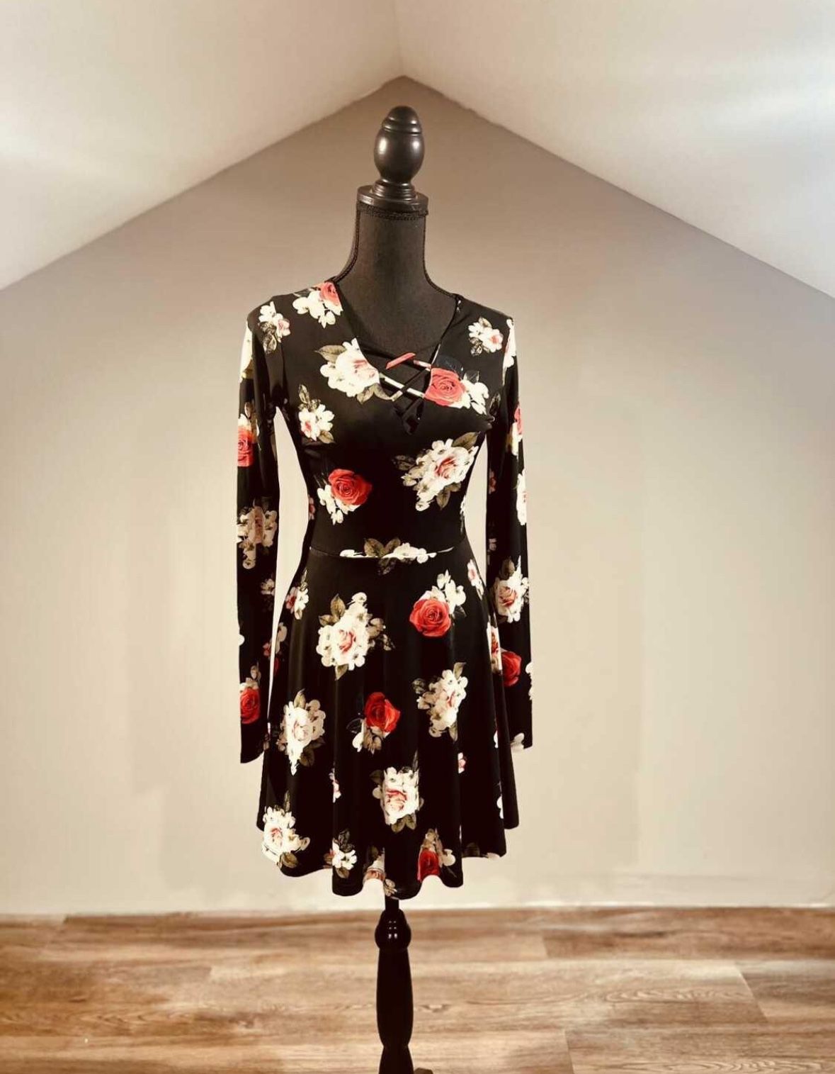Small Black Floral Long Sleeve Dress