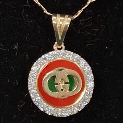14kt Necklace With Gucci Pendant