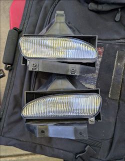 1999 to 2004 Ford Mustang Fog Lights Housing Right And Left