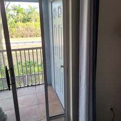 PetSafe sliding glass pet door