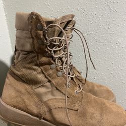 McRAE FOOTWEAR  Mil-Spec Hot Weather Coyote Boots. Size 10W Man’s