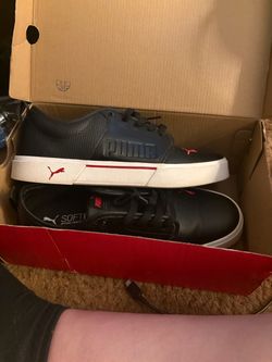 Puma Low-Top Sneakers