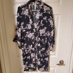 Women's OS Spiritual Gangster Maya Floral Tie Front Kimono