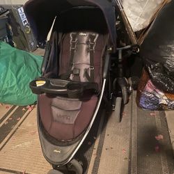 Chico Three Wheel Jog Walk Stroller 