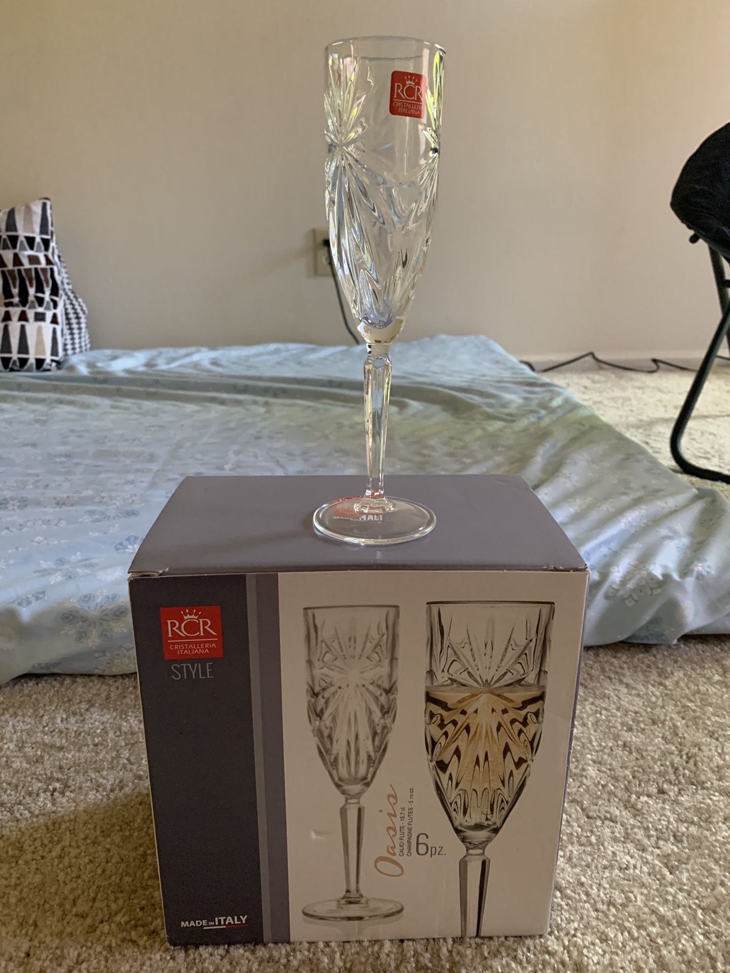 Unboxed 6 pc champagne flute