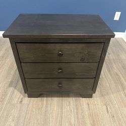 2 PC   Dresser No Mirror And Night Stand 