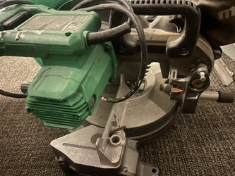 10” COMPOUND MITER SAW USED WORKS GREAT