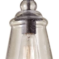 New 1 Light in Traditional Style-5.75” Wide by 9.5” High-Midnight Black Finish -Clear Seeded Glass