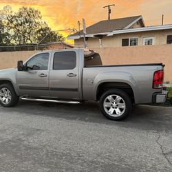 2008 GMC Silverado sierra 4 door truck