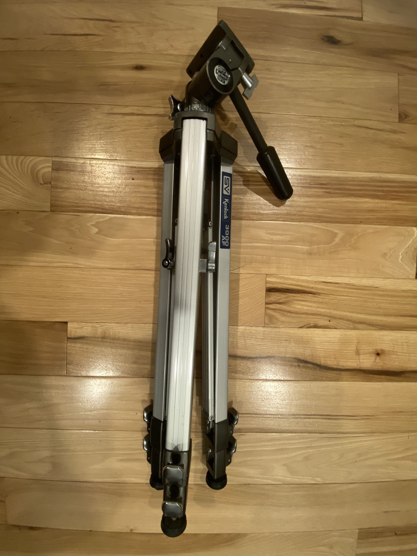 SV Kenlock 3000 AF Tripod