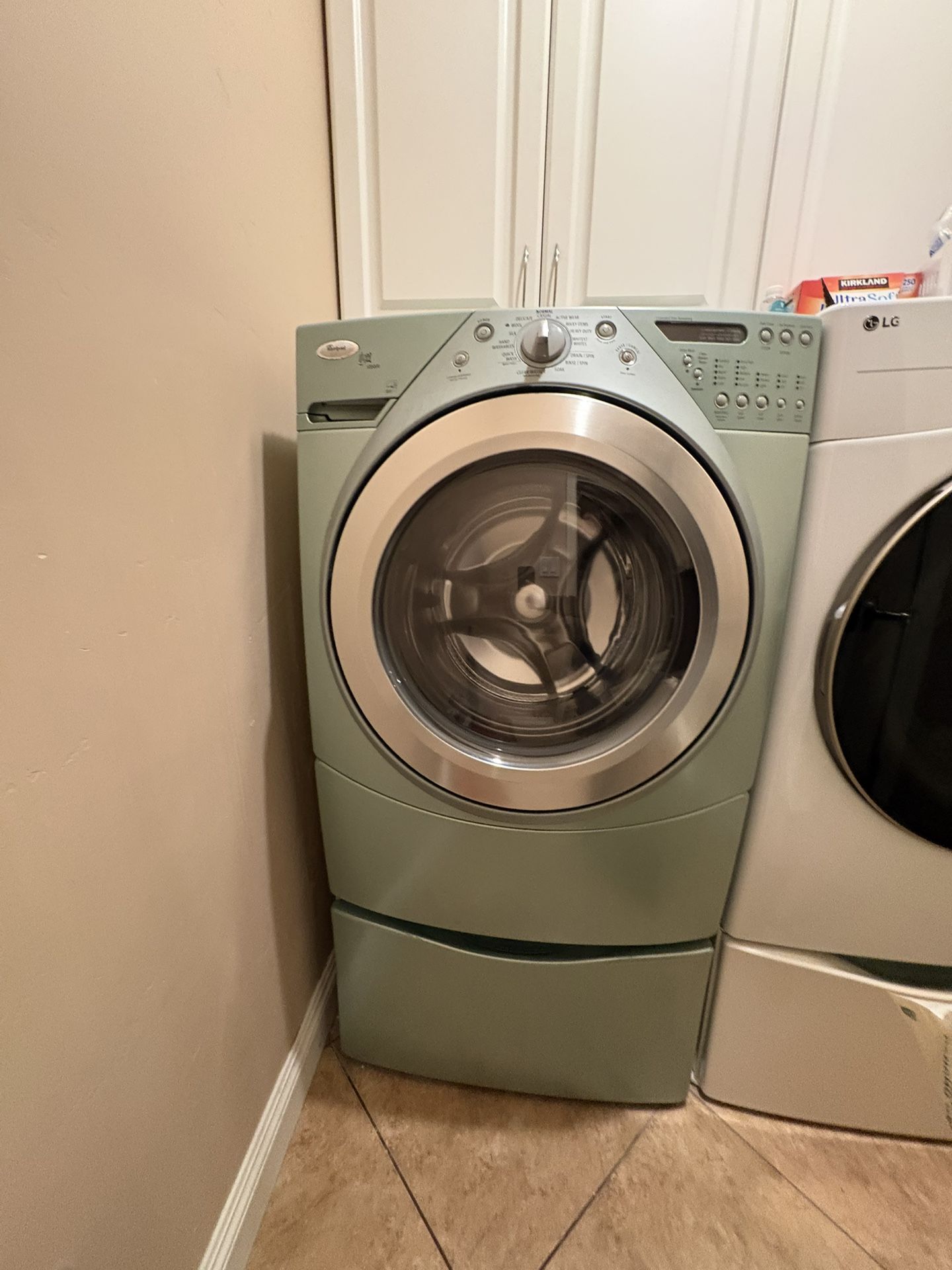 Whirlpool Duet Washer