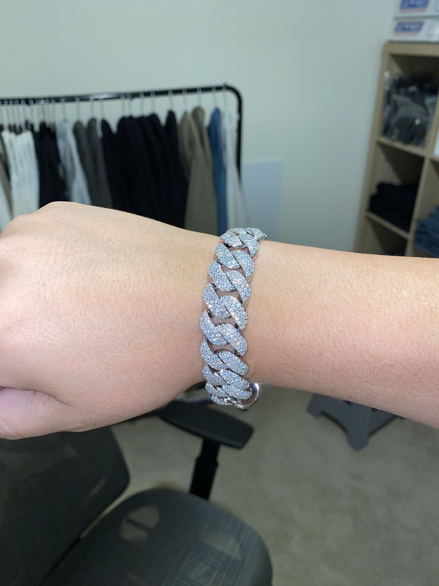 Cuban link VVS Iced Out Bracelet