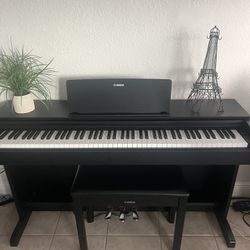 Piano Yamaha 