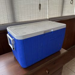 Vintage Coleman Cooler 