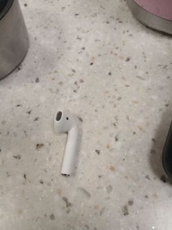 Left airpod