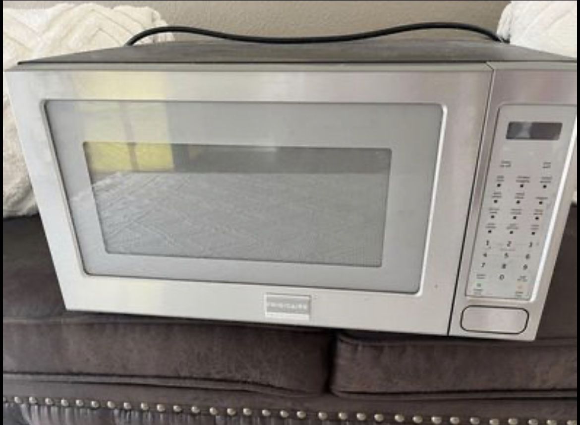 Frigidaire Professional FPM0209KFB 2.0 cu.ft built-in microwave