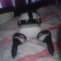 Meta Quest 2 With Elite Strap And Controller Silicone Grips