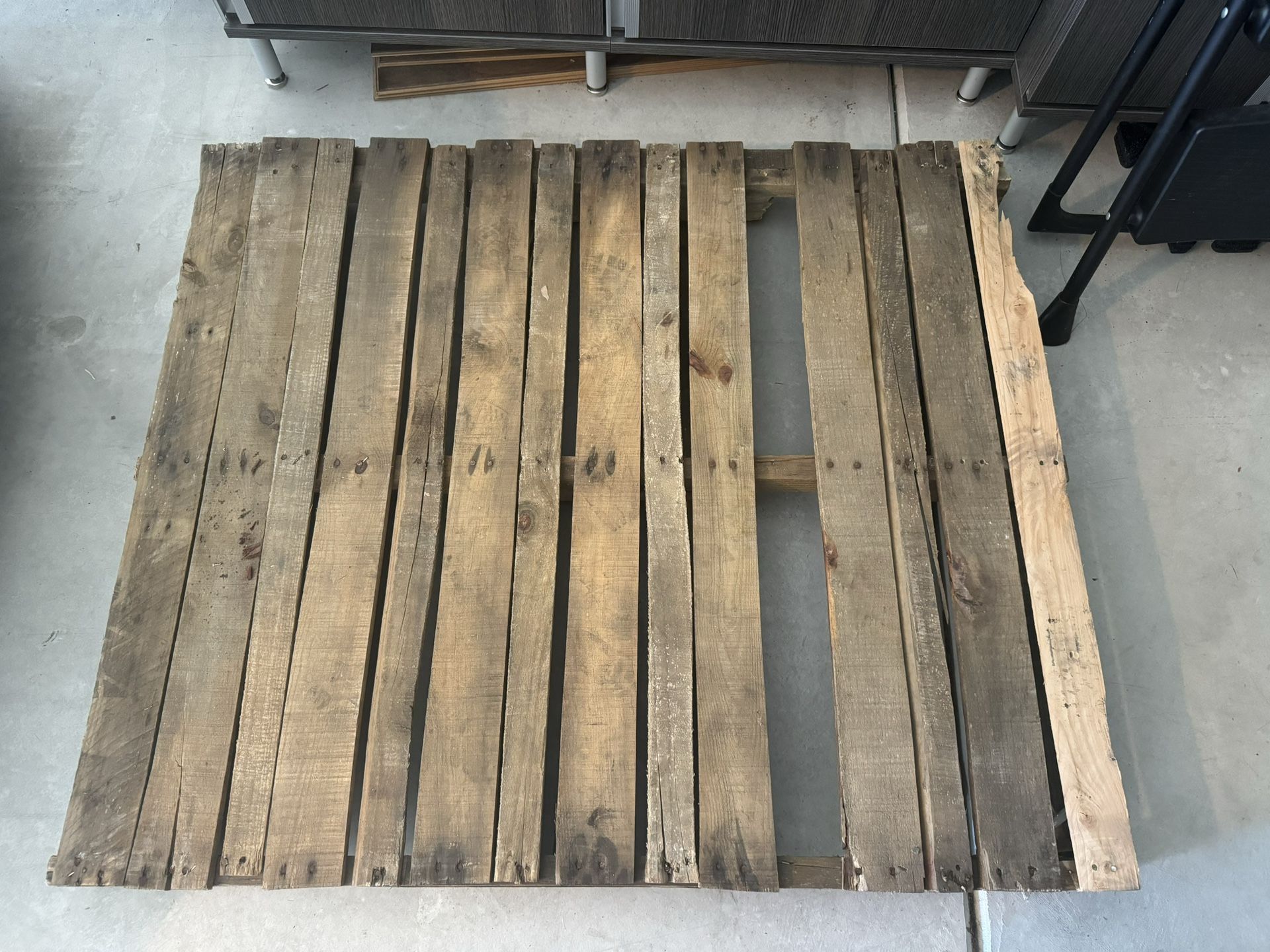 Free Pallet!